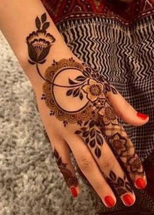 14. Mirror design in Arabic Mehndi for brides