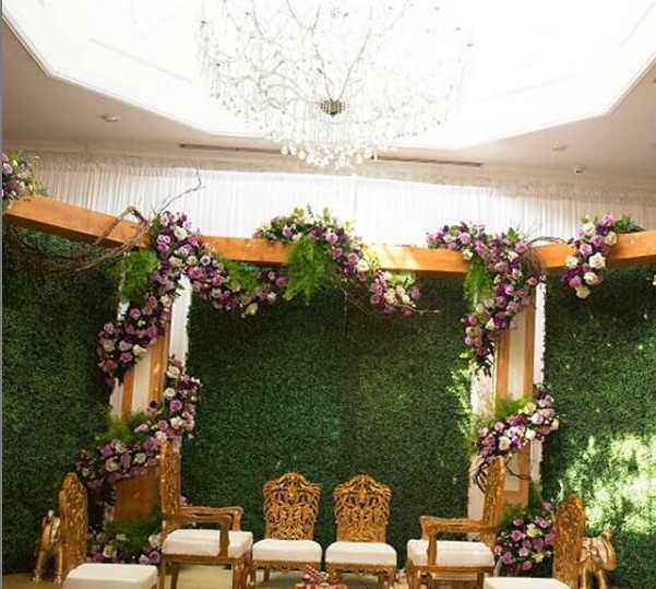 floral wedding stage 