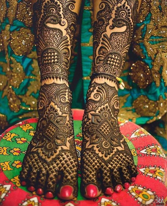 Latest bridal feet mehndi ideas