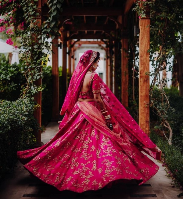 anita dongre lehenga on rent