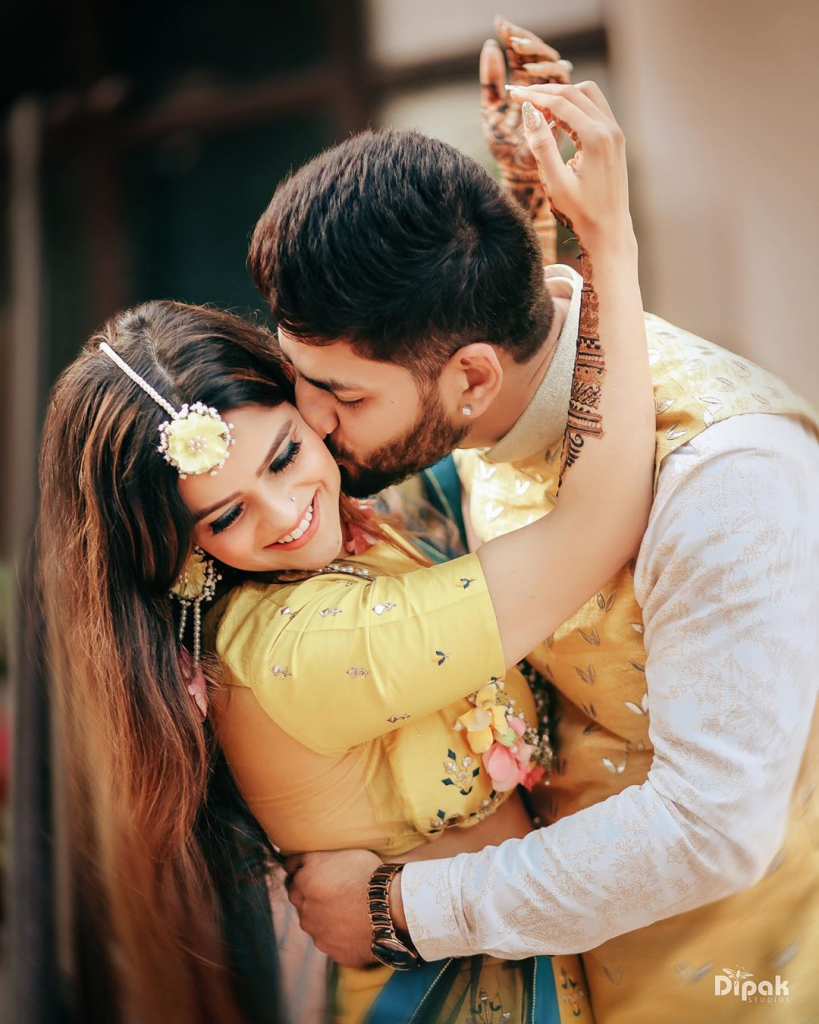 indian romantic bride and groom pictures