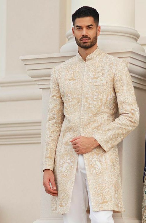 Groom in pastel color outfit are in trend - Get Inspiring Ideas for ...