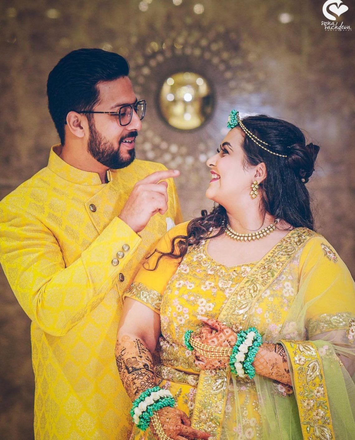 Color Coordinated Couple Outfits to Rock Your Mehendi! - Get Inspiring ...