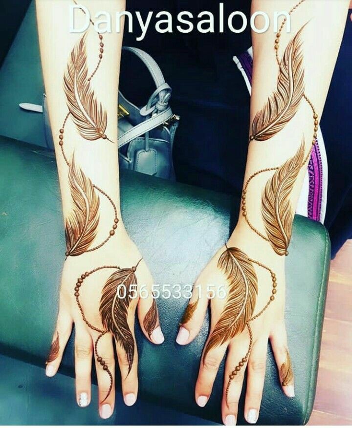 Leaf mehndi design