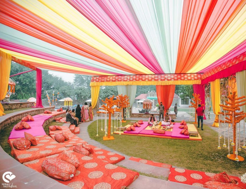 Sunset Weddings and Remarkable Decor - Get Inspiring Ideas for Planning ...