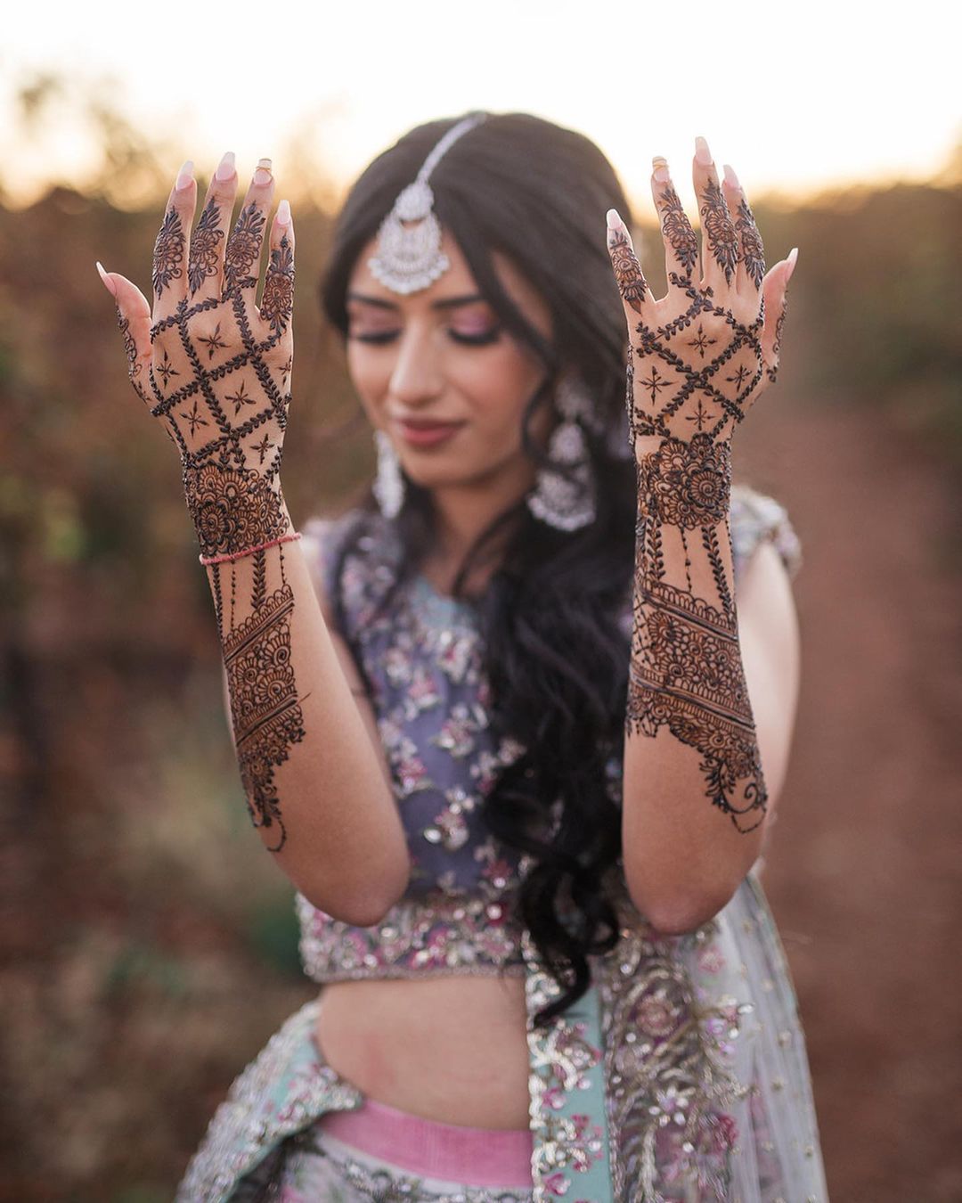 20 Indian mehandi designs for the traditional bride-to-be | Vogue India