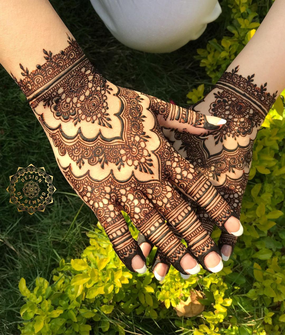 bridal-back-hand-mehndi-design | WedAbout