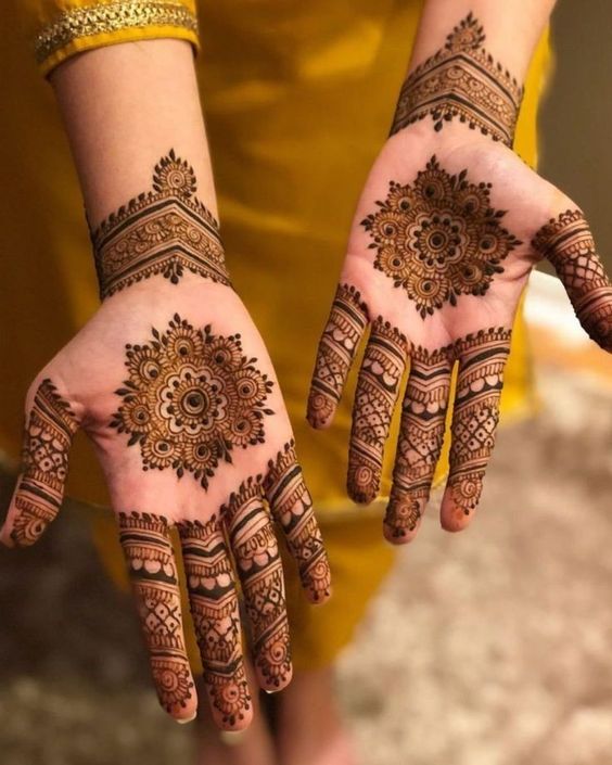 mehendi design  for hariyali teej